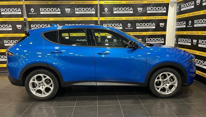 Usado Alfa Romeo Tonale Sprint 130 CV (95 kW) 2023 Azul SUV