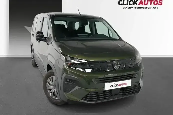 Usado Peugeot Rifter Allure 100 CV (73 kW) 2025 Monovolumen