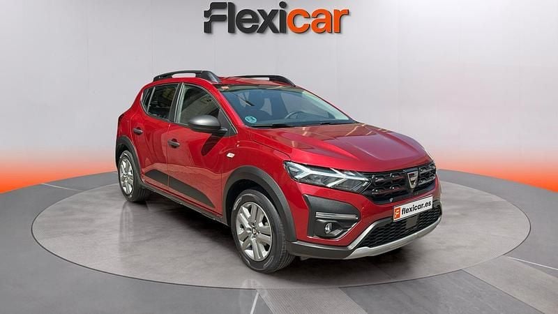 Usado Dacia Sandero Essentiel 91 CV (66 kW) 2021 Burdeos Utilitario