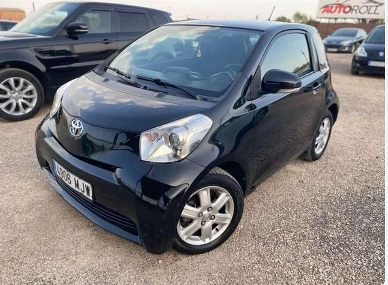 Negro Usado 2009 Toyota iQ Utilitario | 9000 € - Imagen 1/4