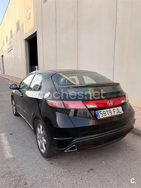 Usado Honda Civic Sport 140 CV (102 kW) 2006 Negro Berlina