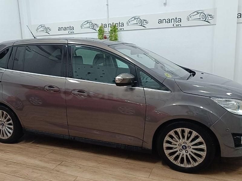 Usado Ford Grand C-Max Titanium 140 CV (102 kW) 2013 Gris / plata Monovolumen
