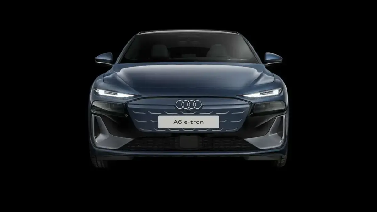 Usado Audi A6 e-tron S-Line 314 kW (428 CV) 2025 Azul Familiar