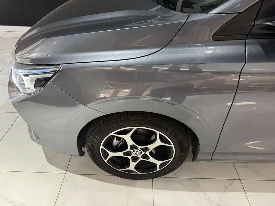 Usado MG MG3 Comfort 116 CV (85 kW) 2025 Gris Utilitario