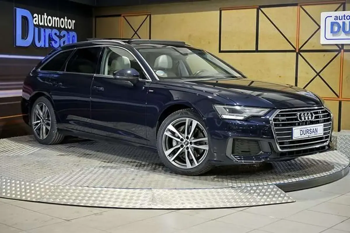 Usado Audi A6 Premium 290 CV (213 kW) 2022 Azul Familiar