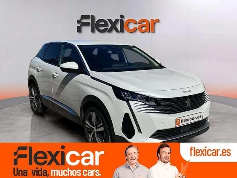 Usado Peugeot 3008 Active 131 CV (96 kW) 2021 Blanco SUV