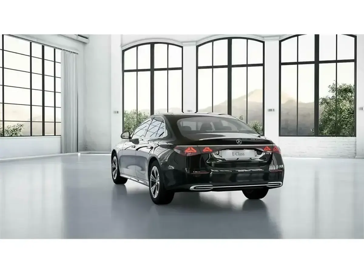 Nuevo Mercedes E200 204 CV (150 kW) 2025 Negro Berlina