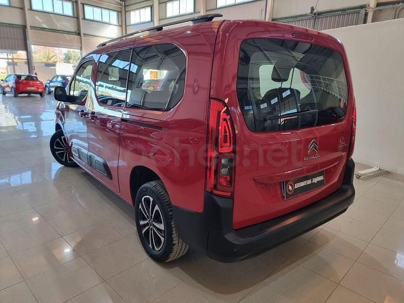 Usado Citroën Berlingo Shine 102 CV (75 kW) 2019 Rojo Monovolumen