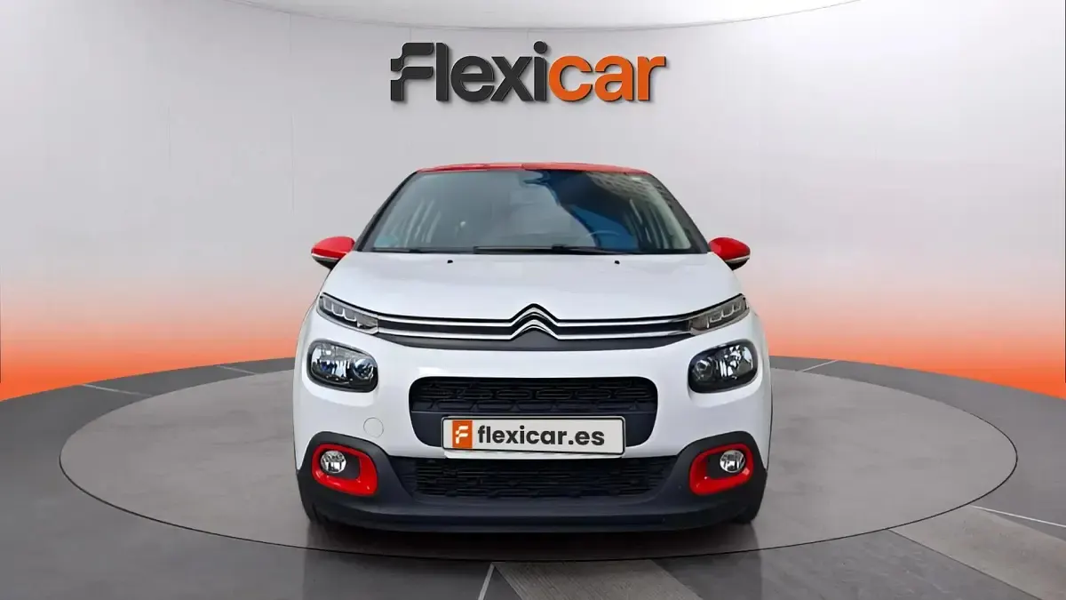 Usado Citroën C3 Feel 110 CV (80 kW) 2019 Blanco Utilitario