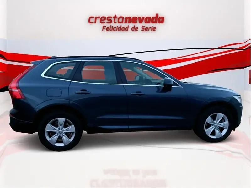 Używany Volvo XC60 Core 197 KM (144 kW) 2022 Niebieski SUV