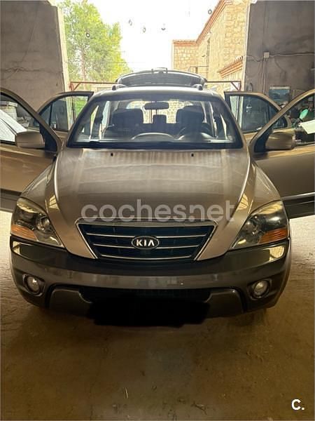 Beige Usado 2007 Kia Sorento EX SUV | 6800 € (Un poco caro) - Imagen 1/4