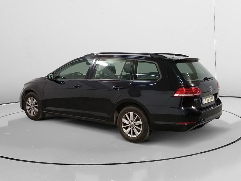 Usado VW Golf VII S 116 CV (85 kW) 2019 Negro Familiar