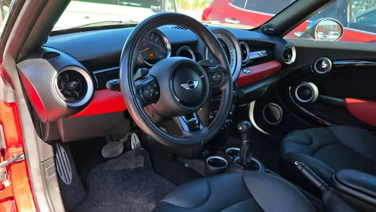 Usado Mini John Cooper Works Coupé 211 CV (155 kW) 2013 Rojo Coupe