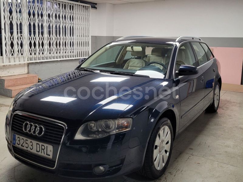 Gris Usado 2005 Audi A4 Berlina | 5200 € (Precio justo) - Imagen 1/4