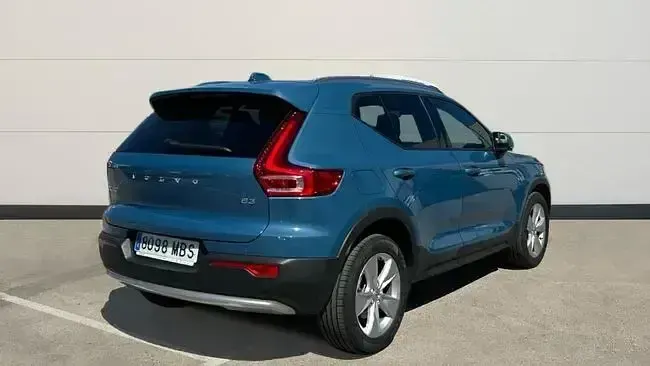 Usado Volvo XC40 Core 163 CV (119 kW) 2022 Azul SUV