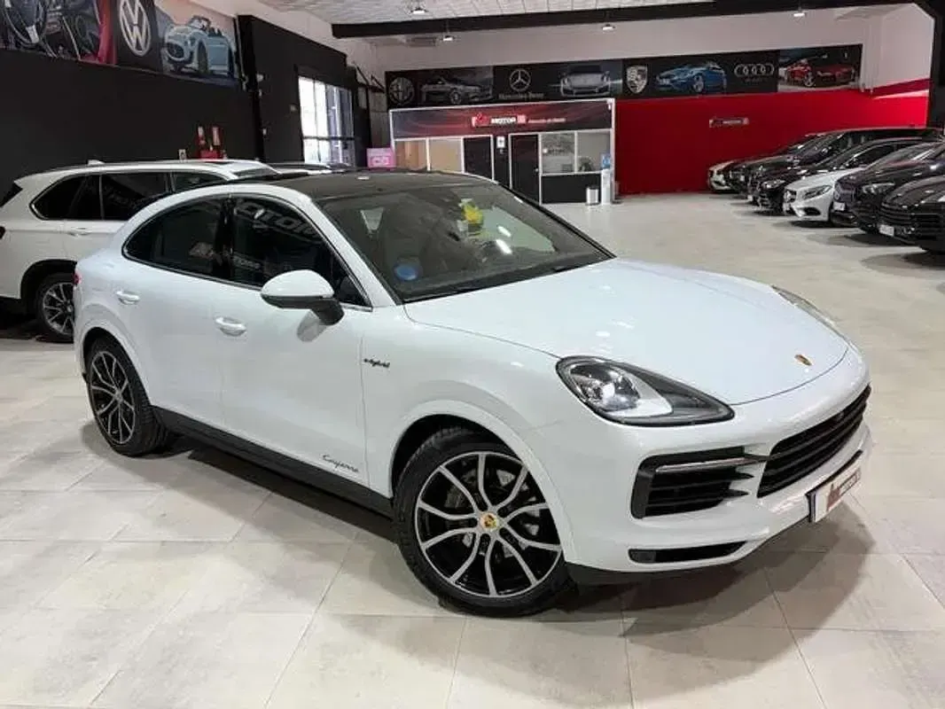 Usado Porsche Cayenne E-Hybrid 462 CV (339 kW) 2022 Blanco SUV