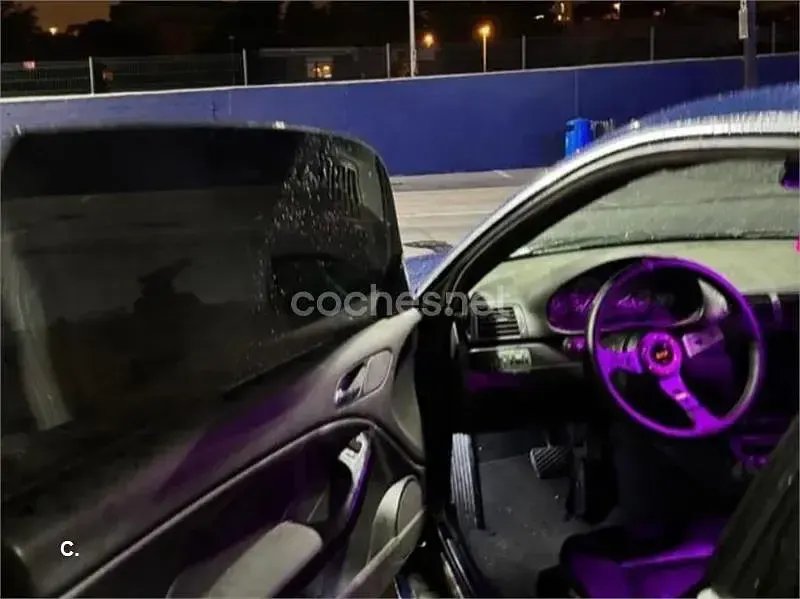 Usado BMW 320 170 HP (125 kW) 2001 Azul Coupé