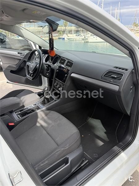 Usado VW Golf VII Advance 115 HP (84 kW) 2018 Branco Sedan