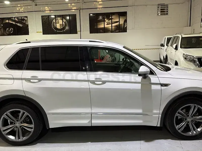 Usado VW Tiguan Sportline 150 CV (110 kW) 2019 Blanco SUV