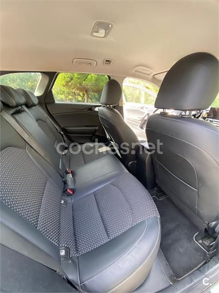 Usado Kia Ceed GT GT-Line 136 CV (100 kW) 2021 Blanco Familiar