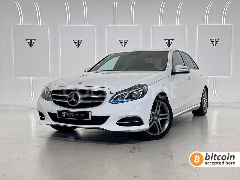 Usado Mercedes E220 Avantgarde 170 CV (125 kW) 2015 Blanco Berlina