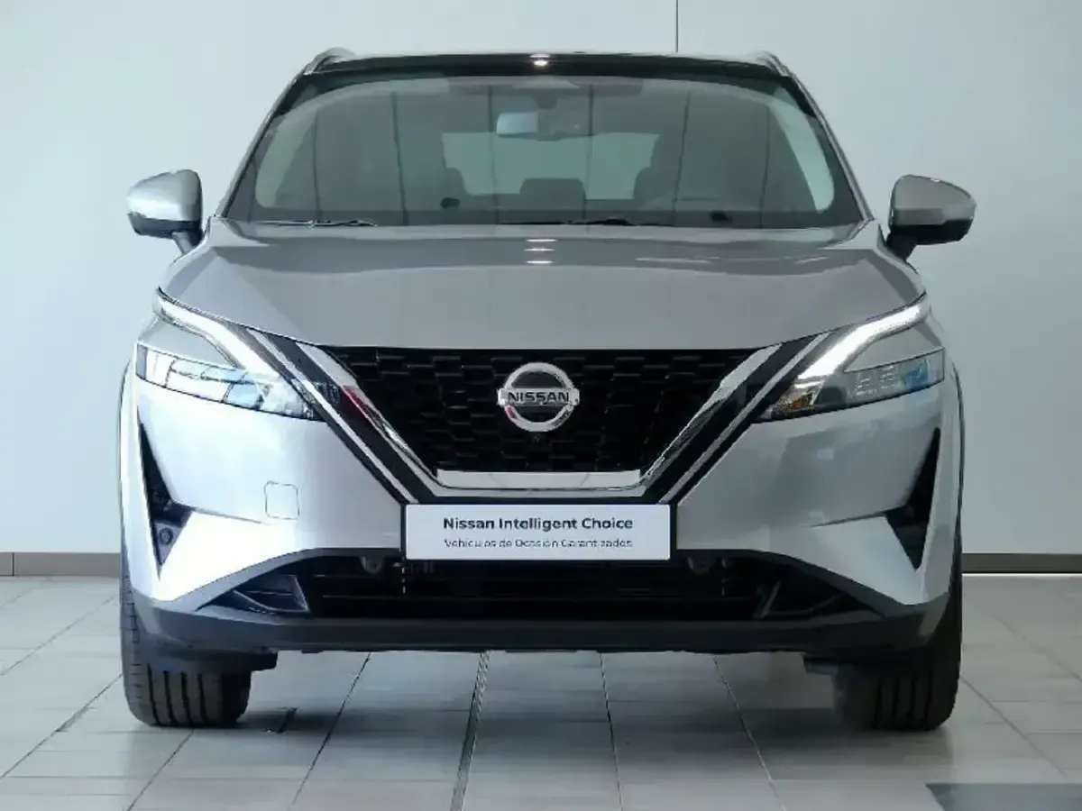 Usado Nissan Qashqai N-Connecta 140 HP (102 kW) 2023 Prateado SUV