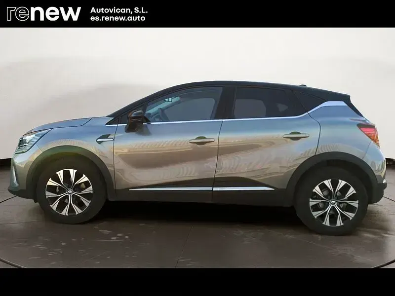 Używany Renault Captur Techno 140 KM (102 kW) 2023 Szary SUV