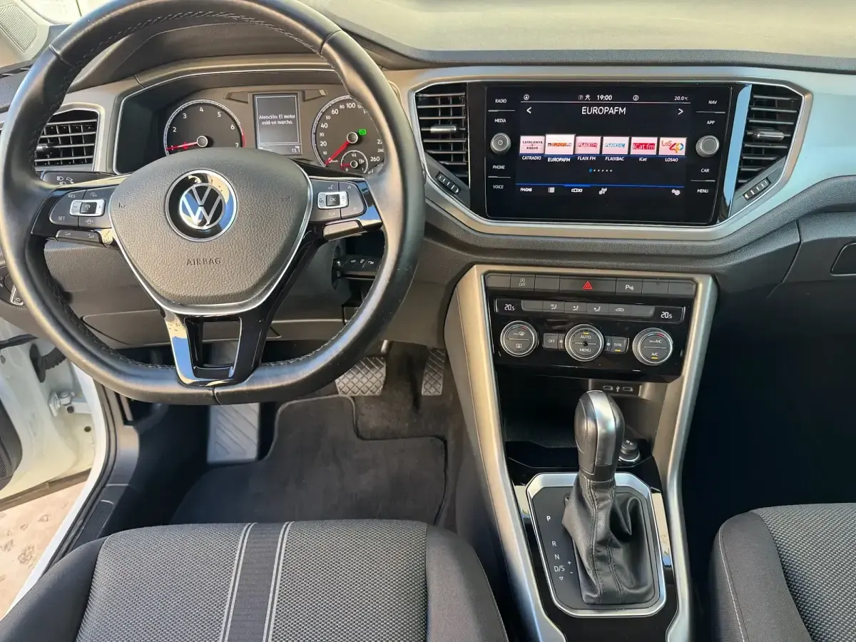 Usado VW T-Roc Life 150 CV (110 kW) 2022 Blanco SUV