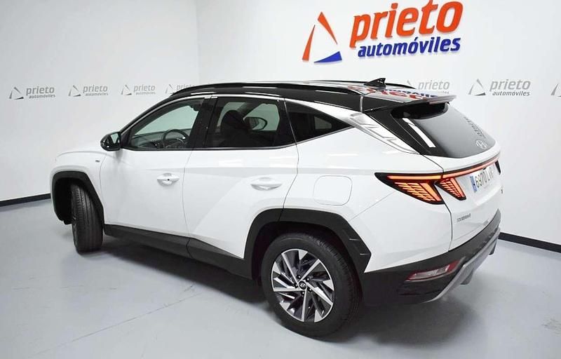 Usado Hyundai Tucson 136 CV (100 kW) 2022 Blanco SUV