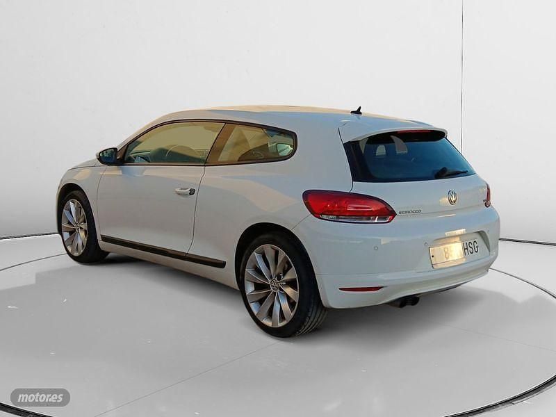 Usado VW Scirocco 122 CV (89 kW) 2013 Blanco Coupe