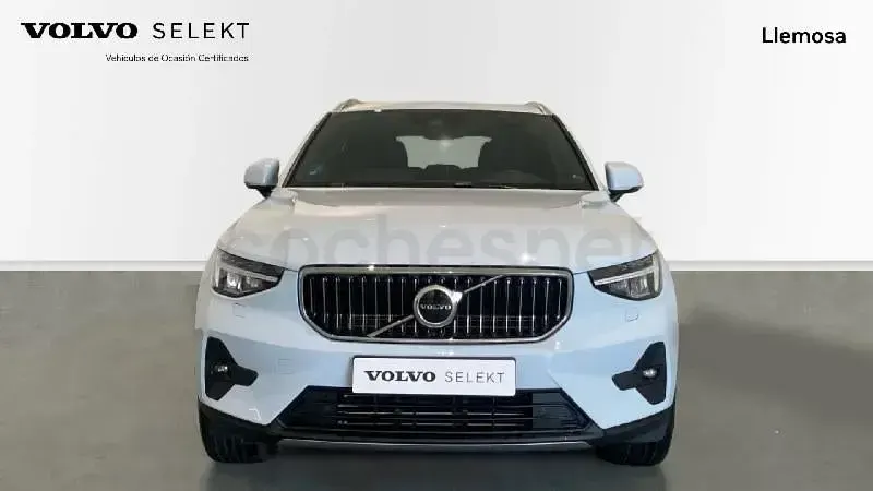 Usado Volvo XC40 Core 211 CV (155 kW) 2023 Azul SUV