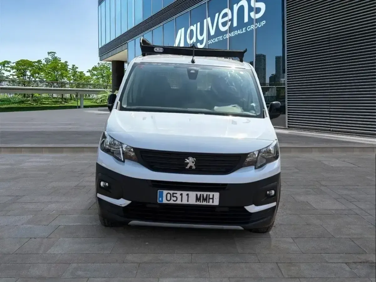 Usado Peugeot Rifter Business-Line 102 CV (75 kW) 2023 Blanco Monovolumen