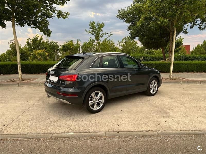 Usado Audi Q3 S-Line 150 CV (110 kW) 2018 Gris / plata SUV