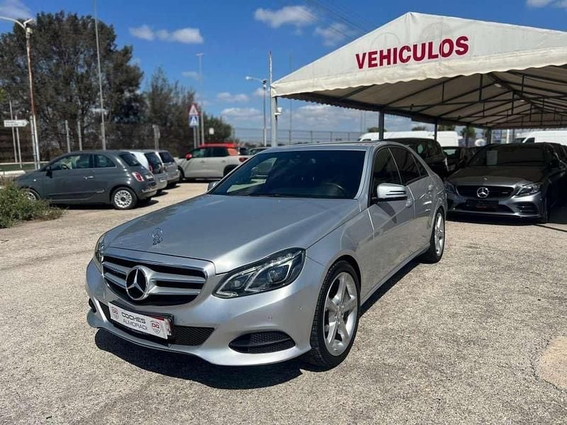 Gris Usado 2010 Mercedes E300 Berlina | 11.990 € (Precio justo) - Imagen 1/4
