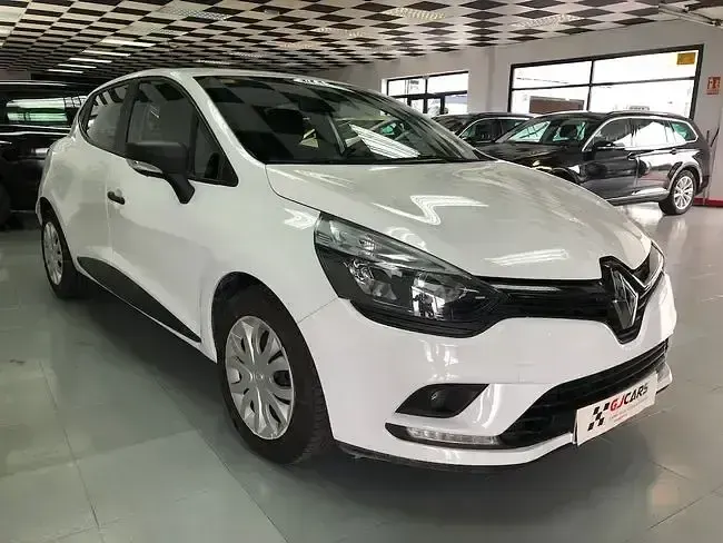 Usado Renault Clio Business 75 CV (55 kW) 2019 Blanco