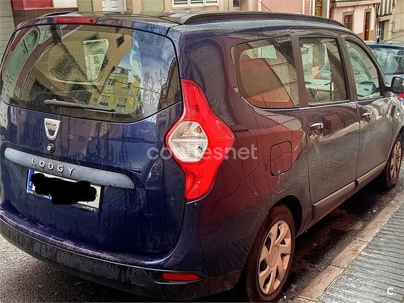 Usado Dacia Lodgy Lauréate 110 CV (80 kW) 2016 Granate Monovolumen