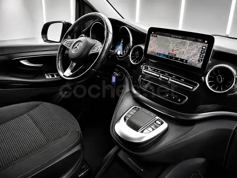 Usado Mercedes V220 Avantgarde 163 CV (119 kW) 2018 Negro Monovolumen