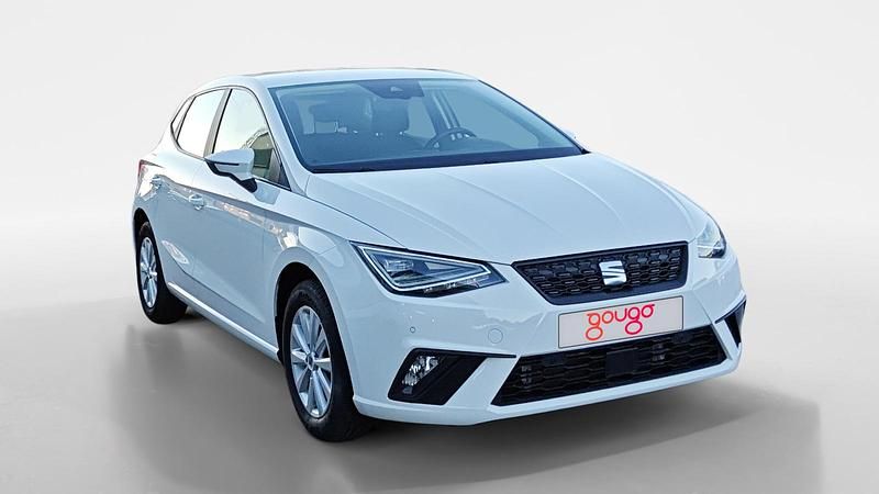 Usado Seat Ibiza Style 110 CV (80 kW) 2023 Blanco Berlina