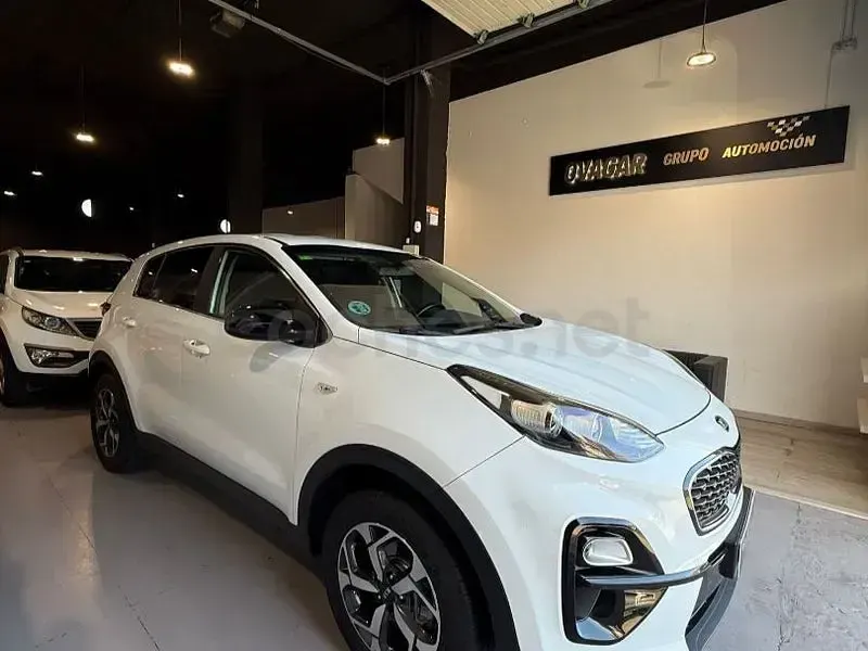 Usado Kia Sportage 132 CV (97 kW) 2019 Blanco SUV