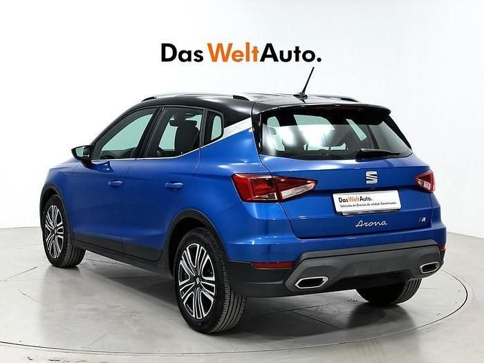 Usado Seat Arona FR 115 CV (84 kW) 2024 Verde SUV