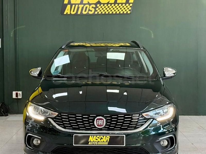 Usado Fiat Tipo Mirror 95 CV (69 kW) 2019 Verde Familiar