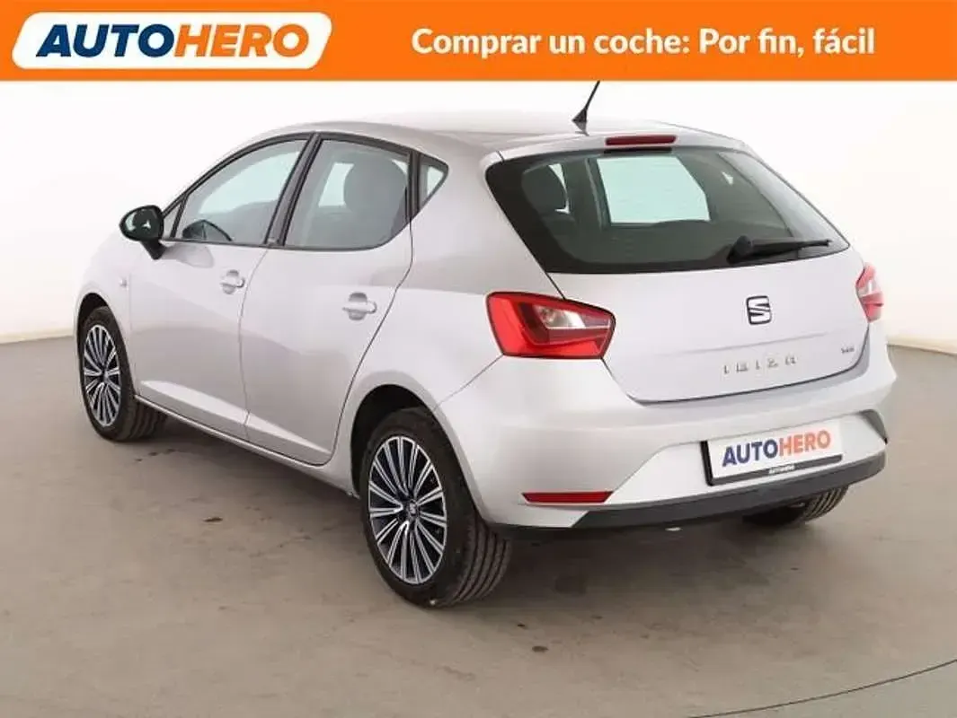 Usado Seat Ibiza CONNECT 90 CV (66 kW) 2016 Gris Berlina