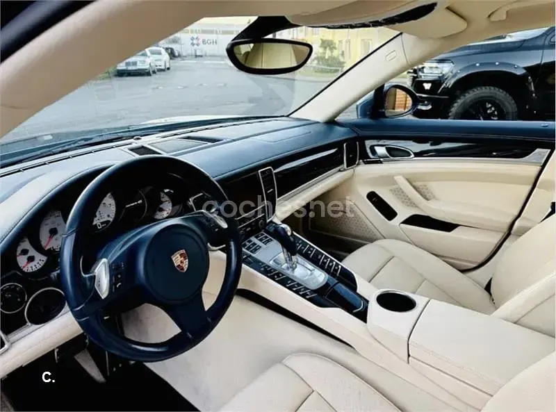 Usado Porsche Panamera 400 CV (294 kW) 2010 Azul Utilitario