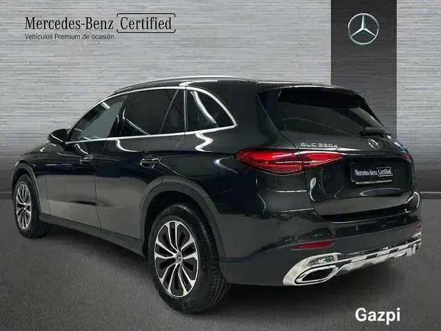 Usado Mercedes GLC220 197 CV (144 kW) 2024 Gris grafito SUV