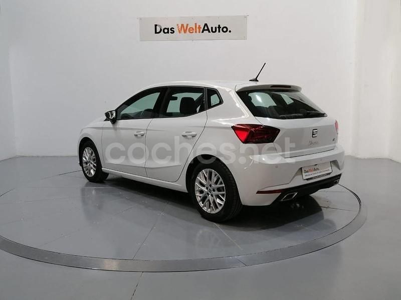 Usado Seat Ibiza FR 115 CV (84 kW) 2024 Blanco Berlina