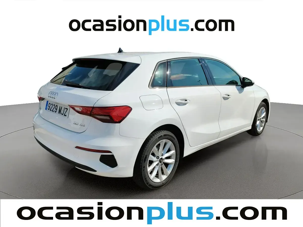 Usado Audi A3 Sportback 150 CV (110 kW) 2023 Blanco Utilitario