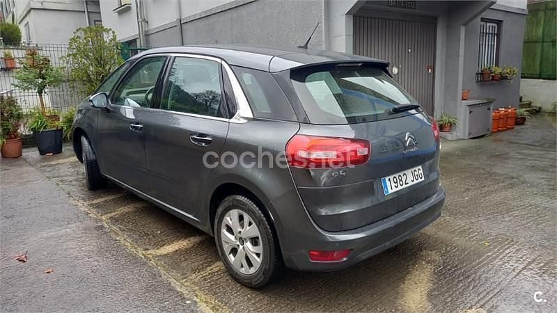 Usado Citroën C4 Picasso Intensive 115 CV (84 kW) 2015 Gris / plata Monovolumen
