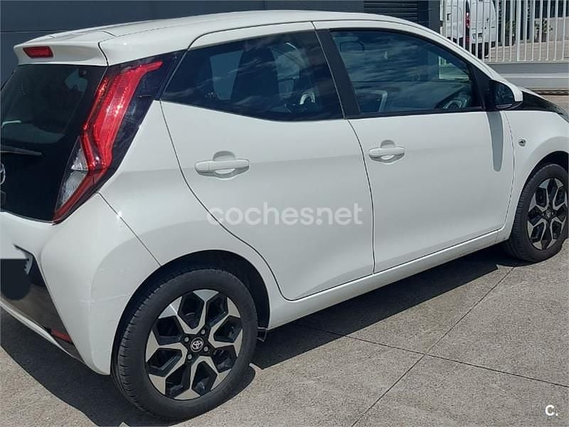 Occasion Toyota Aygo X-play 72 PK (52 kW) 2020 Wit Hatchback
