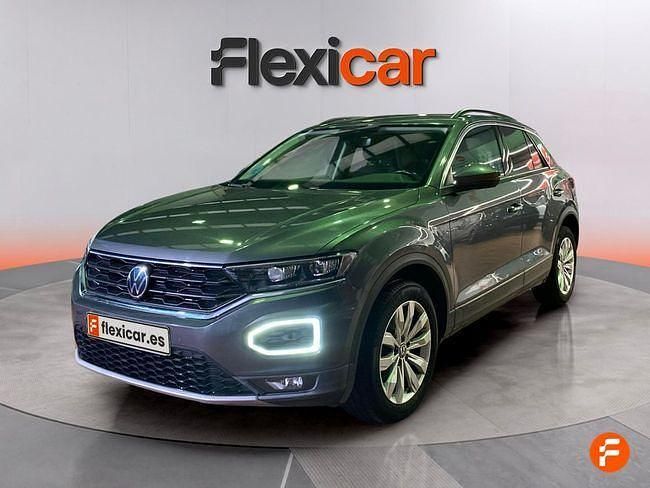 Usado VW T-Roc Advance 110 CV (80 kW) 2021 Gris SUV