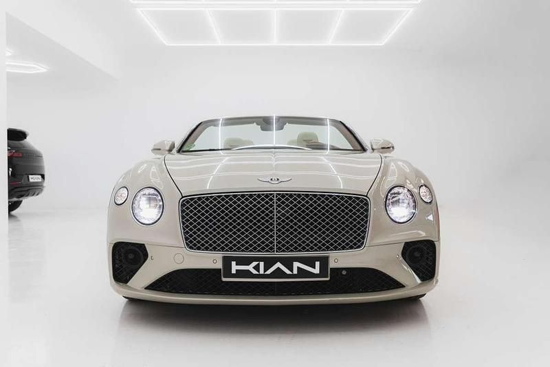 Usado Bentley Continental GT Convertible 635 CV (467 kW) 2019 Blanco Descapotable